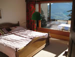 thumbnail picture of master bedroom